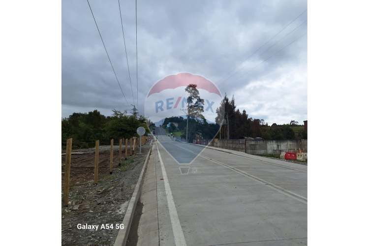 Venta de casa con parcela