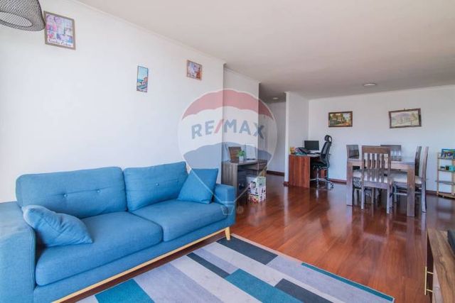 Depto 84 mts2 a pasos metro lo vial