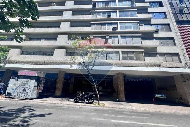 Se arrienda oficina, excelente ubicación