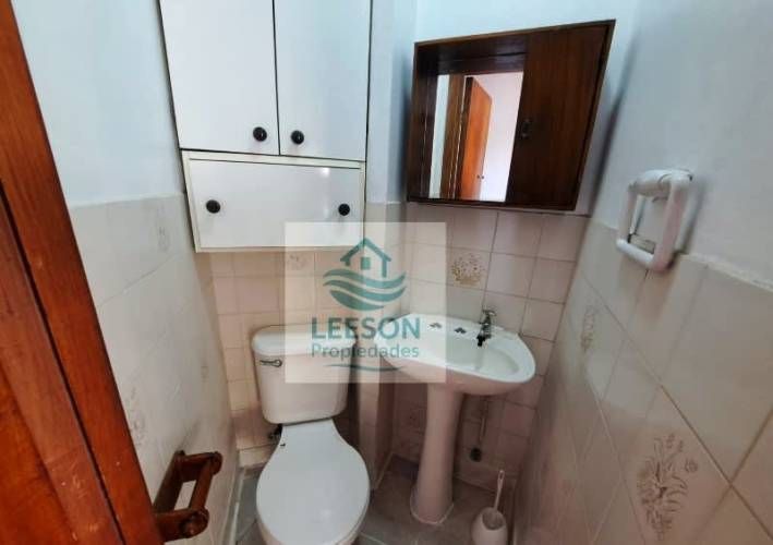 CERRO ALEGRE- ARRIENDO CASA 3D/2B CON ESTACIONAMIENTO