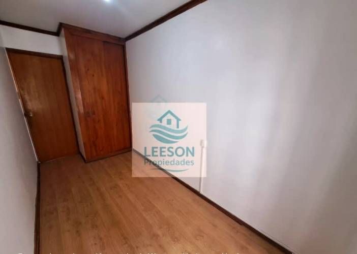 CERRO ALEGRE- ARRIENDO CASA 3D/2B CON ESTACIONAMIENTO
