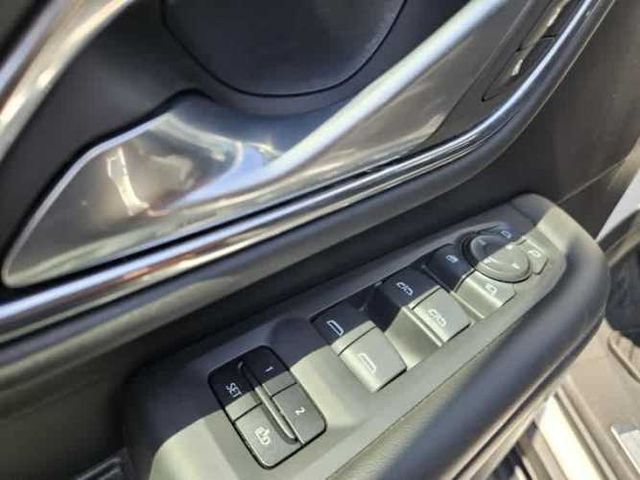 Chevrolet Tahoe 5.3 Z71 At 4x4 2023