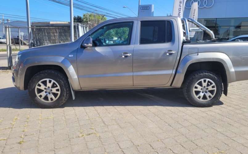 VOLKSWAGEN AMAROK 4X4 2.0 AUT AÑO 2022