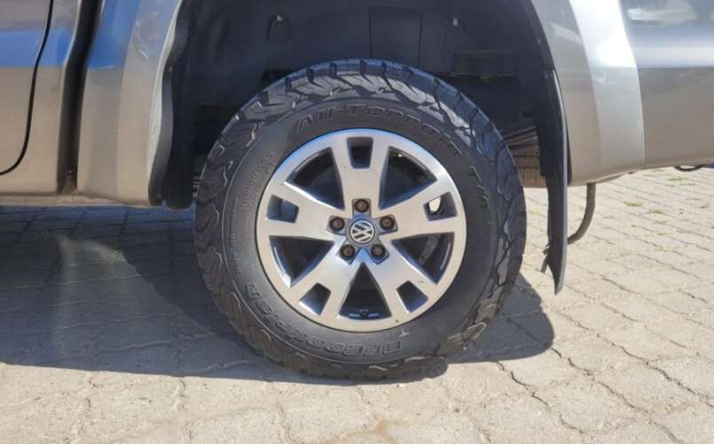 VOLKSWAGEN AMAROK 4X4 2.0 AUT AÑO 2022