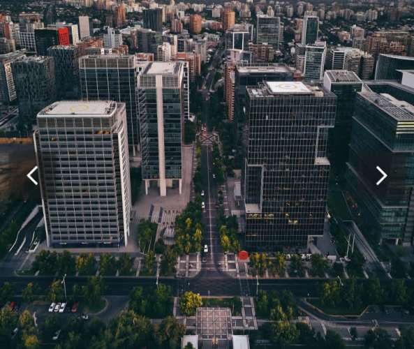 VENDO ESTACIONAMIENTO  EN EXCLUSIVO SECTOR LAS CONDES