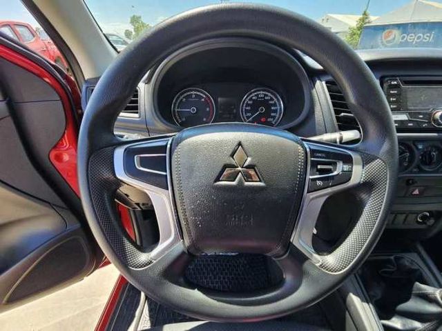 MITSUBISHI L200 2022