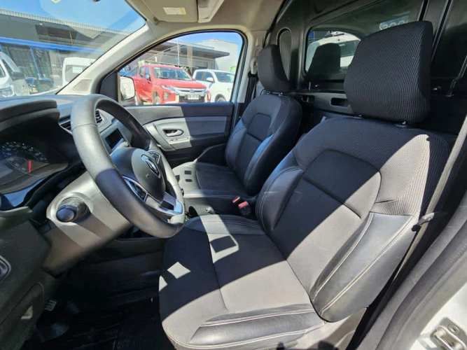 RENAULT EXPRESS 2023