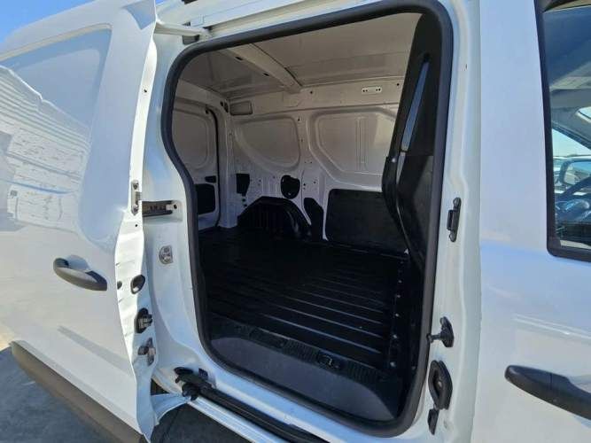 RENAULT EXPRESS 2023