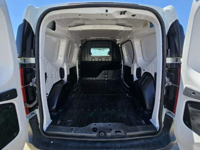 RENAULT EXPRESS 2023