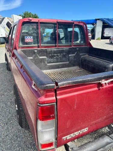 Se vende Nissan terrano 4x2 2010