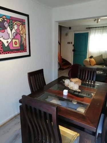 Casa en venta c/ estacionamiento en Juan Antonio Ríos