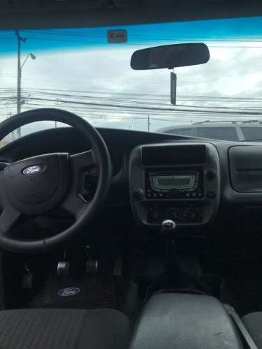 Se vende Ford Ranger 2012