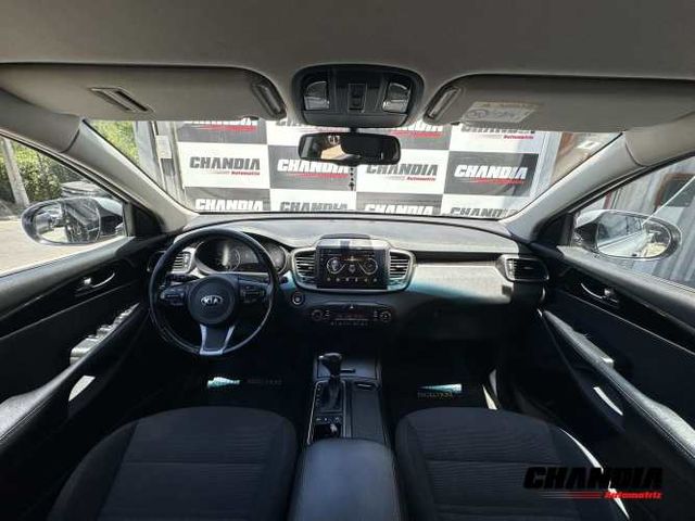 KIA SORENTO EX 2.4 6MT 2017 iMPECABLE