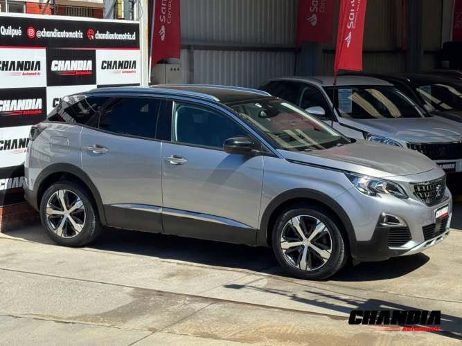 PEUGEOT 3008 ALLURE 1.6T HDI AUTOMÁTiCO IMPECABLE