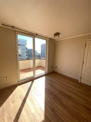 CÓMODO DP. 1 DORM - BOX - BD, SECTOR MAIPÚ & LAUTA