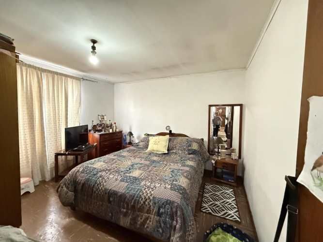 Se Vende Casa Material Solido, Terreno 250 M2, 6 Vehiculos