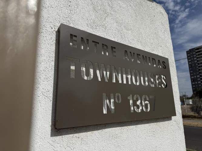 Se Vende Dpto.  Townhouse +un Estacionamiento+bodega 7807 Uf