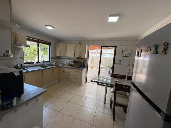 Hermosa Casa En Venta En San Miguel Con Piscina