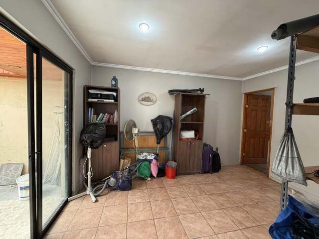 Hermosa Casa En Venta En San Miguel Con Piscina