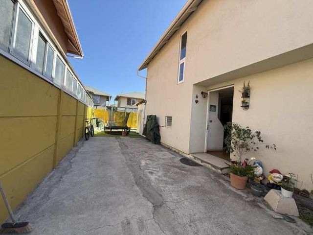 Preciosa Casa En Venta En Haras San Bernardo Con Piscina