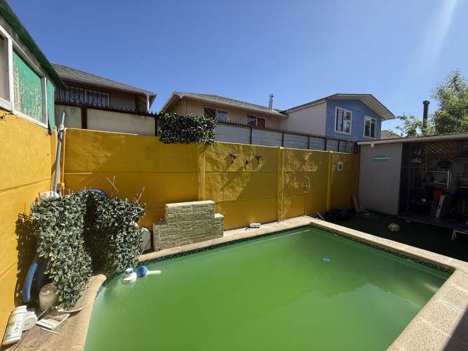 Preciosa Casa En Venta En Haras San Bernardo Con Piscina