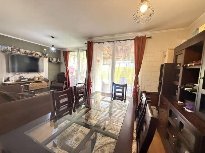 Preciosa Casa En Venta En Haras San Bernardo Con Piscina