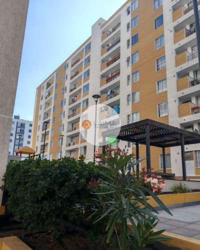 ¡Excelente Oportunidad! Amplio Depto de 3D/2B con Estac. en Condominio