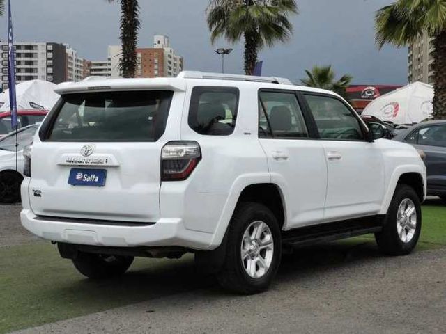 TOYOTA 4RUNNER  2024