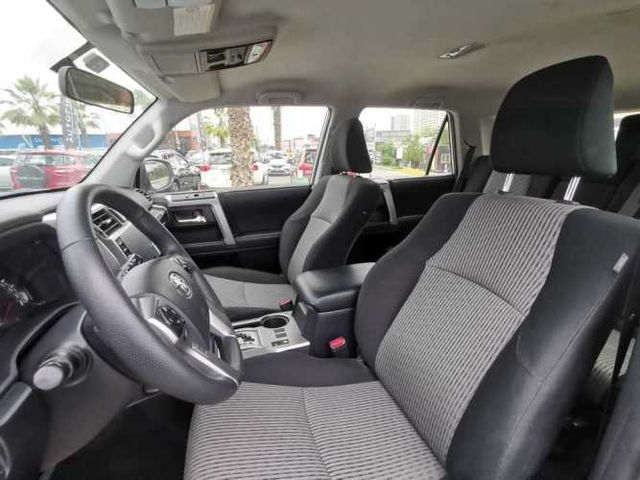 TOYOTA 4RUNNER  2024