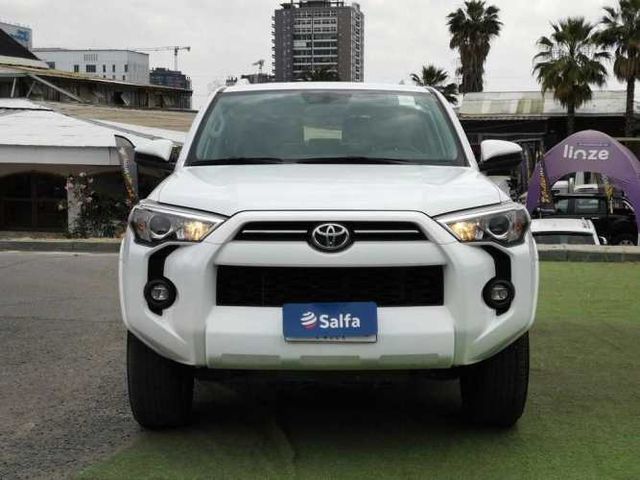 TOYOTA 4RUNNER  2024