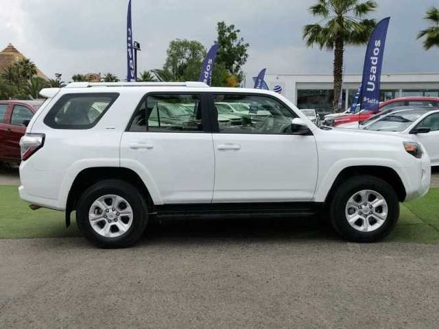 TOYOTA 4RUNNER  2024