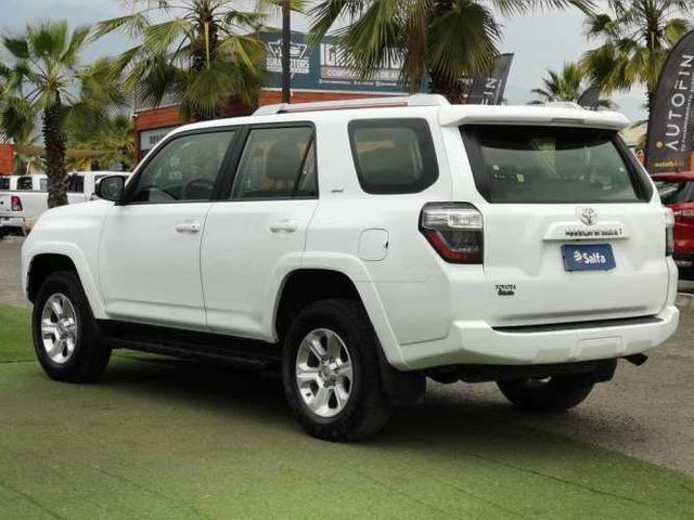 TOYOTA 4RUNNER  2024