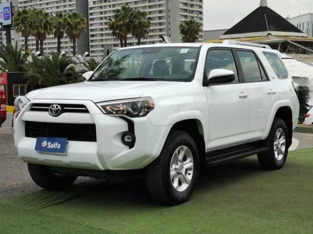 TOYOTA 4RUNNER  2024