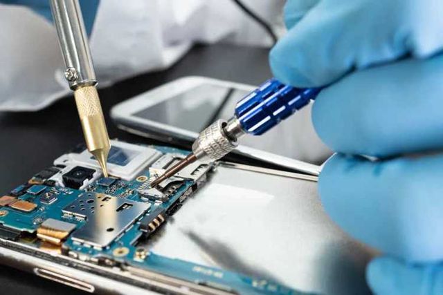 Técnico Especializado en Electrónica