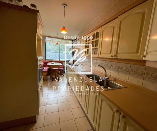 Cómodo y Amplio Departamento Edificio El Bosque (Thiers)