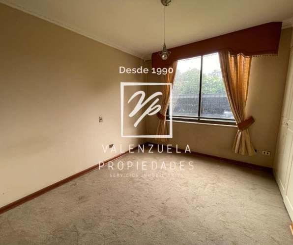 Cómodo y Amplio Departamento Edificio El Bosque (Thiers)