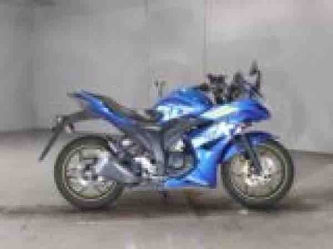 SUZUKI GIXXER