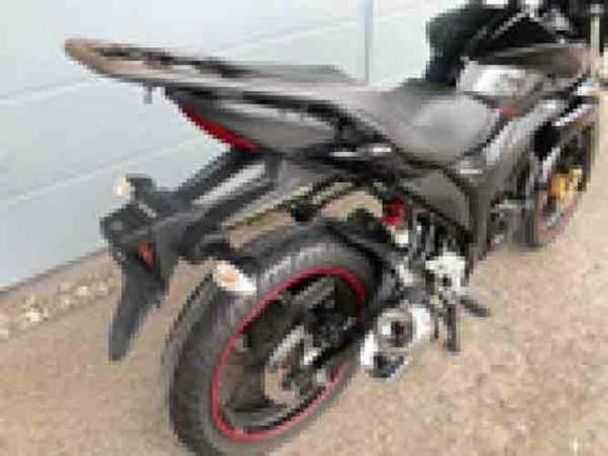 SUZUKI GIXXER 150cc