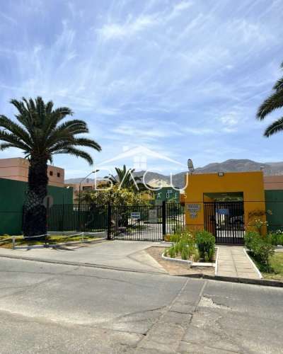 SE VENDE CASA, JARDINES DEL NORTE I