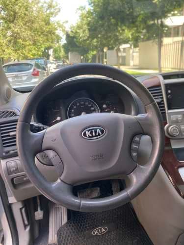 Kia Grand carnival