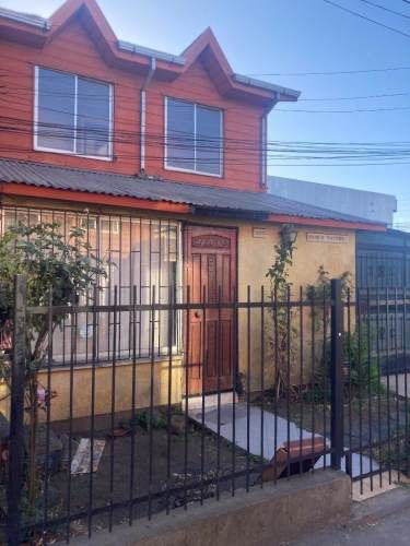 Casa 3 dormitorios en sector de Escuadrón Sur, Coronel