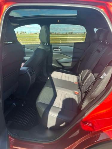 2024 Nissan Qashqai 1.3 CVT Exclusive 4WD, Previo conversable.