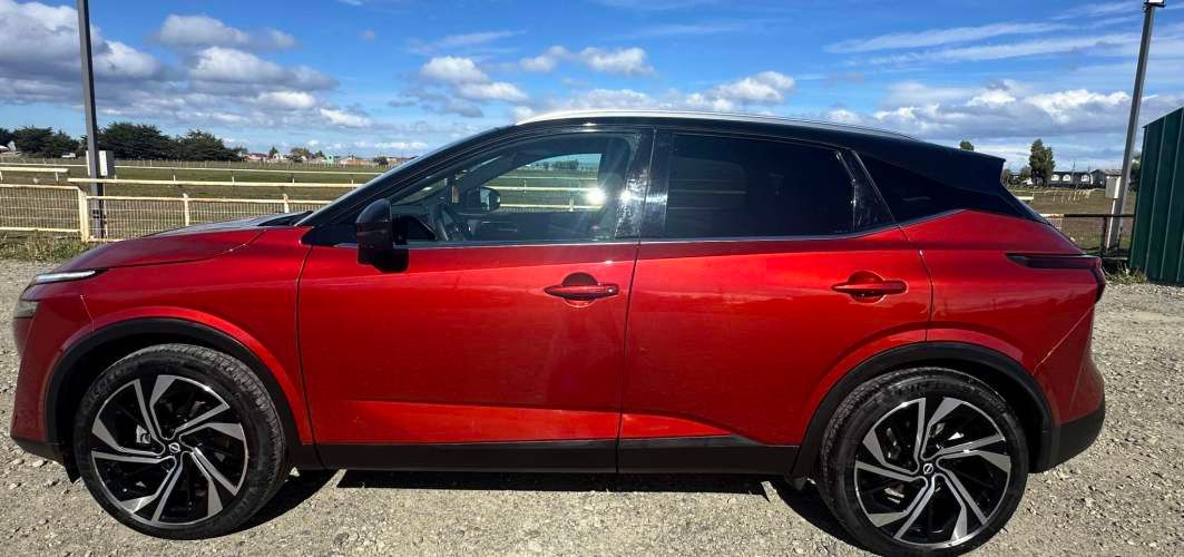 2024 Nissan Qashqai 1.3 CVT Exclusive 4WD, Previo conversable.