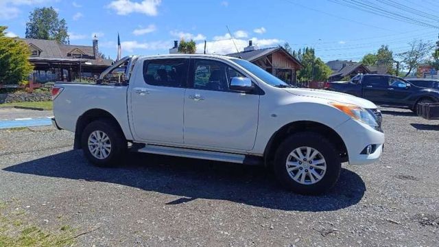 Camioneta mazda bt50 4x4 año 2016
