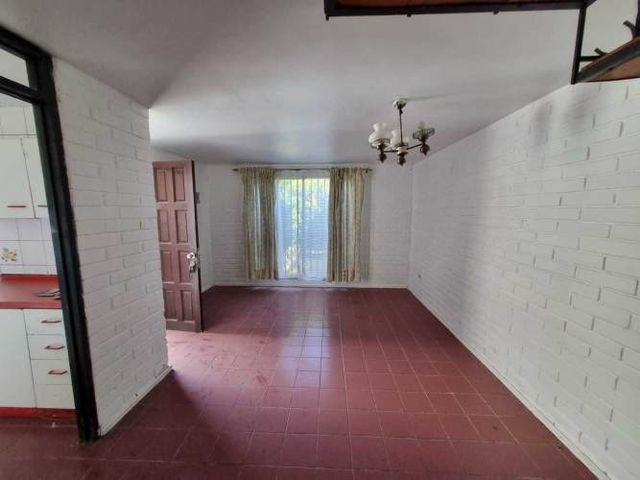 Casa en venta en P. Freire/Av.Mexico (129915)