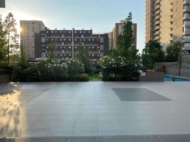 Amplio y moderno depto Metro San Miguel (129912)