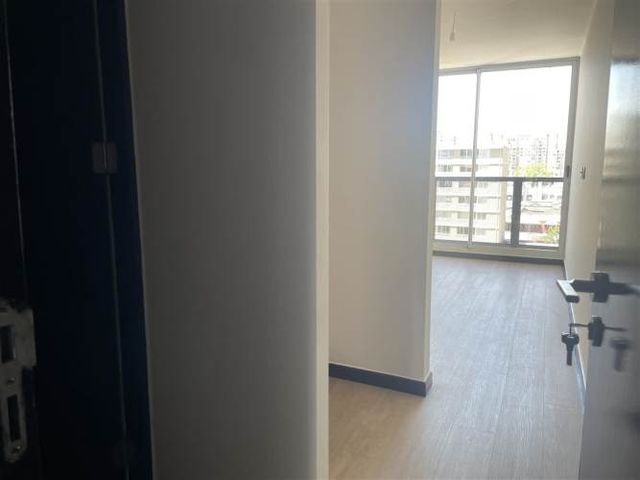 DEPARTAMENTO Roberto Espinoza / Parque Almagro