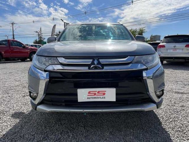 MITSUBISHI OUTLANDER  2.0 AT 4X2 2018