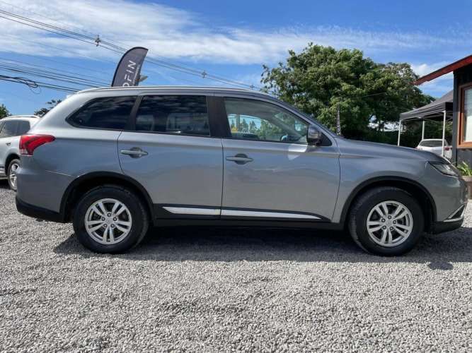 MITSUBISHI OUTLANDER  2.0 AT 4X2 2018