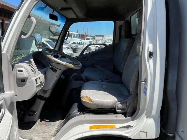 HINO XZU 300 CITY 2011